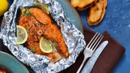 Защо не трябва да увивате с фолио остатъци от храна?