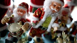 Повече играчки за бебето – по-умен ученик