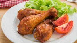 Чеснови пилешки бутчета с бяло вино