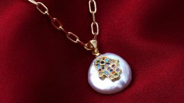 Красиви елементи в бижутата и тяхното символно значение