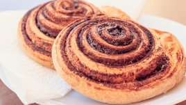 Канелени рула с кафява захар