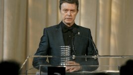 Почина Дейвид Бауи