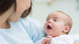 Как окситоцинът ни помага при раждане?