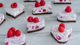 Орехов чийзкейк без печене