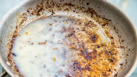 5 трика как да отстраните загорялата мазнина от съдовете