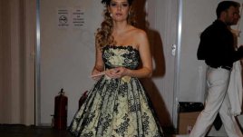 Алекс Сърчаджиева получи уникални бижута за рождения си ден