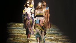 Бохемска романтика и флорални мотиви за пролет-лято 2015