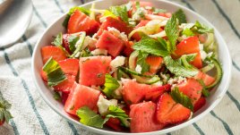 Салата с диня и фета сирене