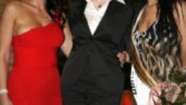 Кралицата на красотата 2009 Стела Йосифова се готви за световния конкурс в Китай