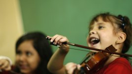 Най-подходящата възраст да запишем детето на уроци по музика