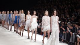 Облечени в дантела за пролет-лято 2014