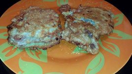 Панирани хапки със сусам и чипс