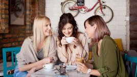 Единственият дамски клуб за практикуване на английски език в България е вече факт