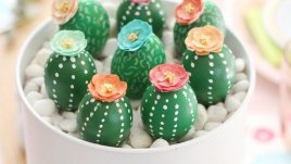 Как да си направите великденски яйца като кактуси 