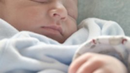 Посещение на педиатър при новородено