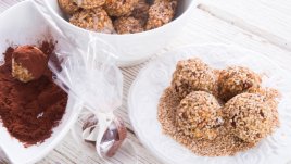 Бонбони със сушени плодове и ядки