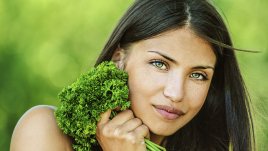 Без акне, бръчки и косопад, благодарение на магданоза