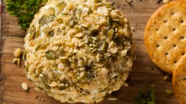 Вегетариански топчета от сирене и ядки