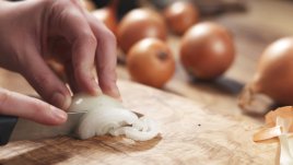 6 причини да ядете повече лук