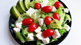 Трикове за диетични и вкусни салати