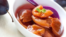 Компот от сини сливи