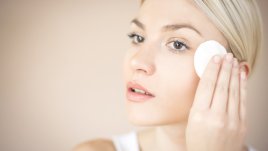 Как да се справите с кожна реакция от козметични продукти? 