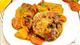 Пиле с кайсии и моркови 