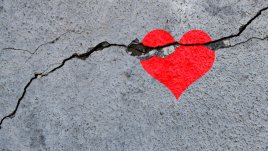 Грешки, които пречат да излекувате разбито сърце