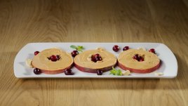 Ябълка с фъстъчено масло