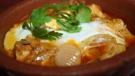 Гювечета с пилешко и зеленчуци