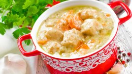 Свинско и пилешко филе със сметана