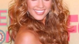 Топ 100 красавици според askmen.com 