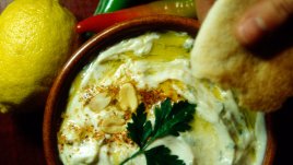 Дип с тахан и йогурт