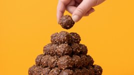 Бонбони с вафли, шоколад и лешници