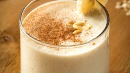 Бананово смути с фъстъчено масло