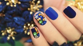 10 идеи за зимен маникюр с блясък