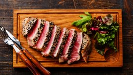 Филе от риба тон със сусамова коричка 