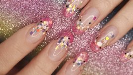 6 идеи за неотразим маникюр за Нова година