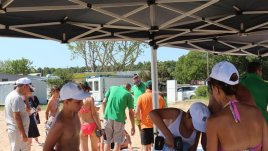 Плажна библиотека радва почиващите на „Градина“