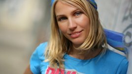 Миленита с нова група и албум