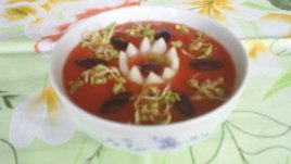 Студена доматена супа