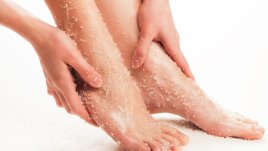 3 пилинга за меки стъпала