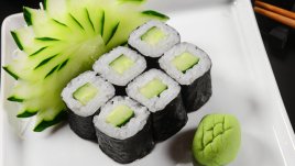 Лесно суши с краставица