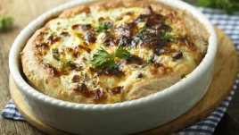 Пилешки пай със зеленчуци 