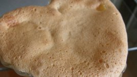 Сладкиш с ябълки и бисквити