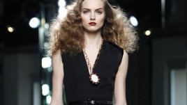 Коя маска спира косопада?