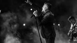 Любо Киров започна турнето си със зрелищно музикално шоу в Пловдив