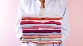Как да запазите цветовете на дрехите си по време на пране?
