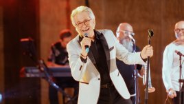 Орлин Горанов, „Акага“ и „Тайният оркестър“ с вдъхновяващ старт на турнето „Бъдеще време“