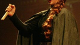 Елена Баръмова пее в "Набуко" във Варшавската опера 